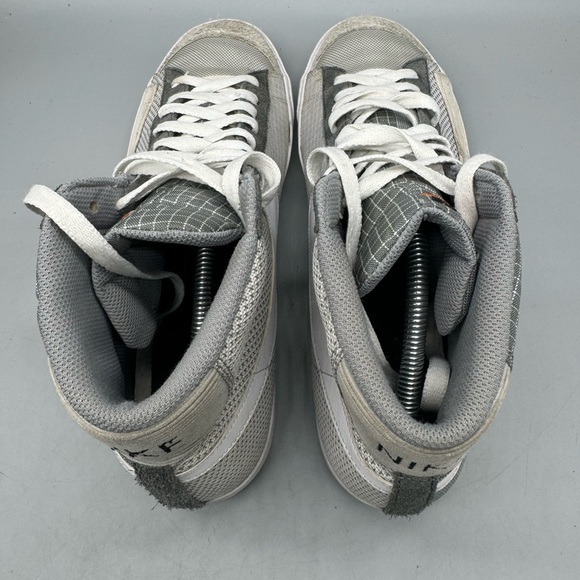 Nike Blazer Mid 77 Patch Smoke Gray White Running Shoes Mens Size 13 - Picture 5 of 7